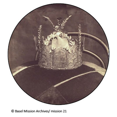 1900-1914_King_of_Akropong_crown_Bildnachweis